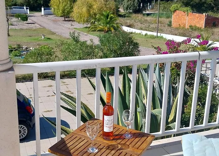 בית הארחה Casa Da Alegria Boutique Guest קלדס דה ריינה